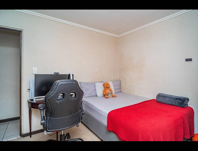 3 BEDROOM APARTMENT FOR SALE IN WESTVILLE